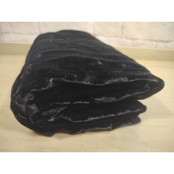 3 Yards Crushed Velvet Fabric Black 60" Wide Stretch Costume Halloween Witch - Picture 4 of 7